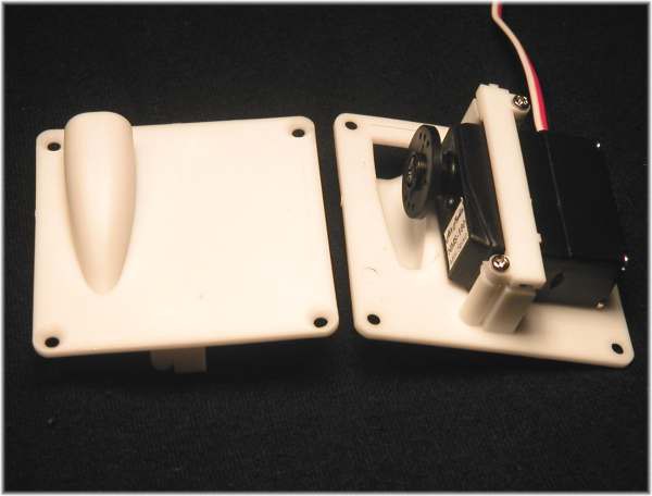 Multiplex-Wing Servo Mount